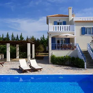 Eglina Villa's Villa Minia